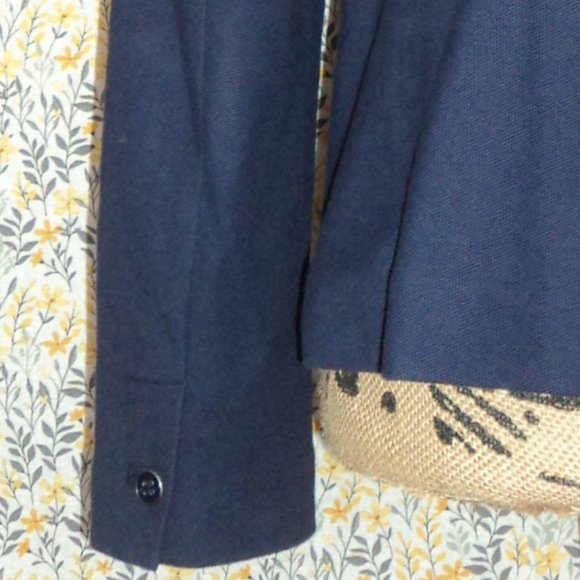 Blazer/Jacket - Picture 8 of 8